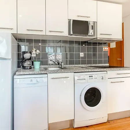 Alfama Charming Daire *