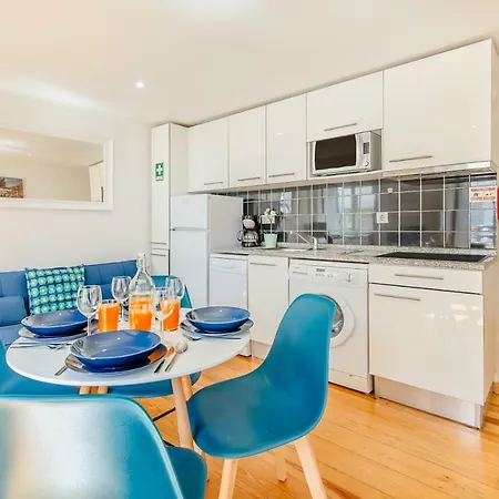 Alfama Charming Daire *