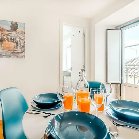 Apartment Alfama Charming Apartment *